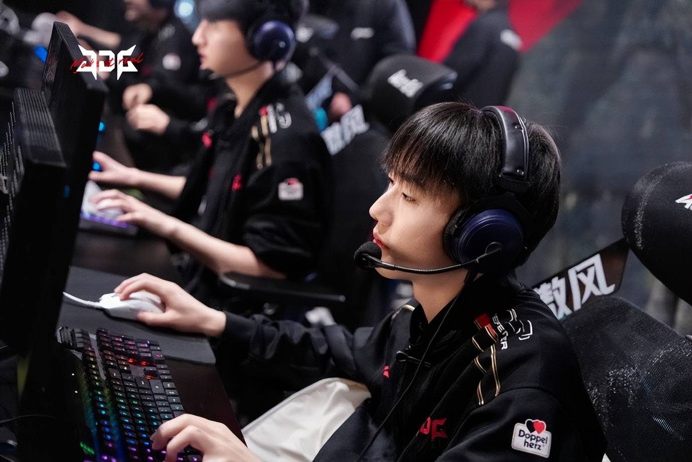 开云体育入口-Scout连续三场比赛得分超过爆冷，MAD不断突破！气势如虹延续(sfc第三次机器人大战)