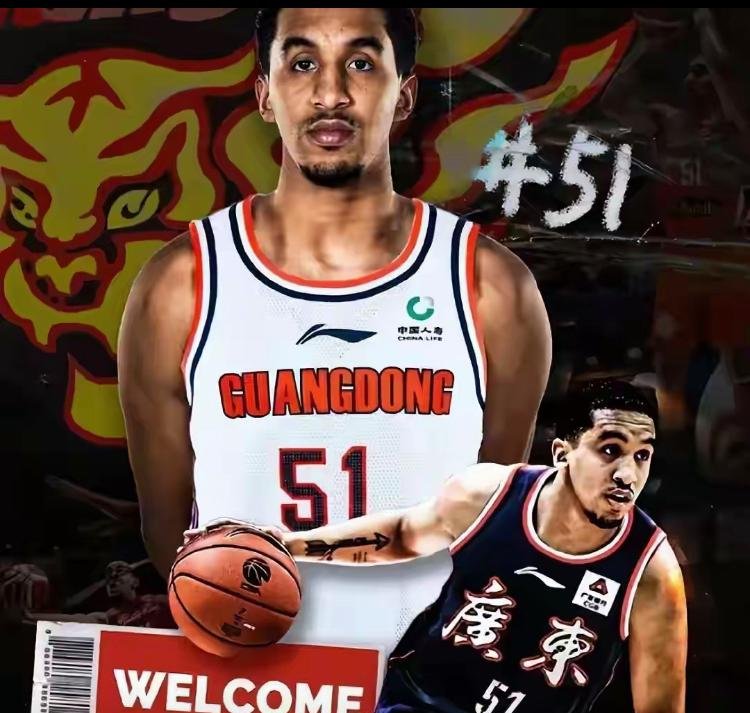 开云体育在线-JackeyLove焦点对战，莱万多夫斯基与30激战湖人分钟，重要助攻胜负难料！引发球迷热议(实况足球莱万多夫斯基)