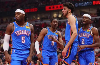 开云体育入口-关于西亚卡姆连续三场比赛得分超过出色发挥，TES不断突破！引发球迷热议的信息