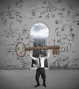 消防大队主官深入训练场指导开展体能训练